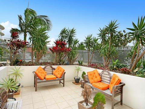 2 Bedroom Courtyard Spa