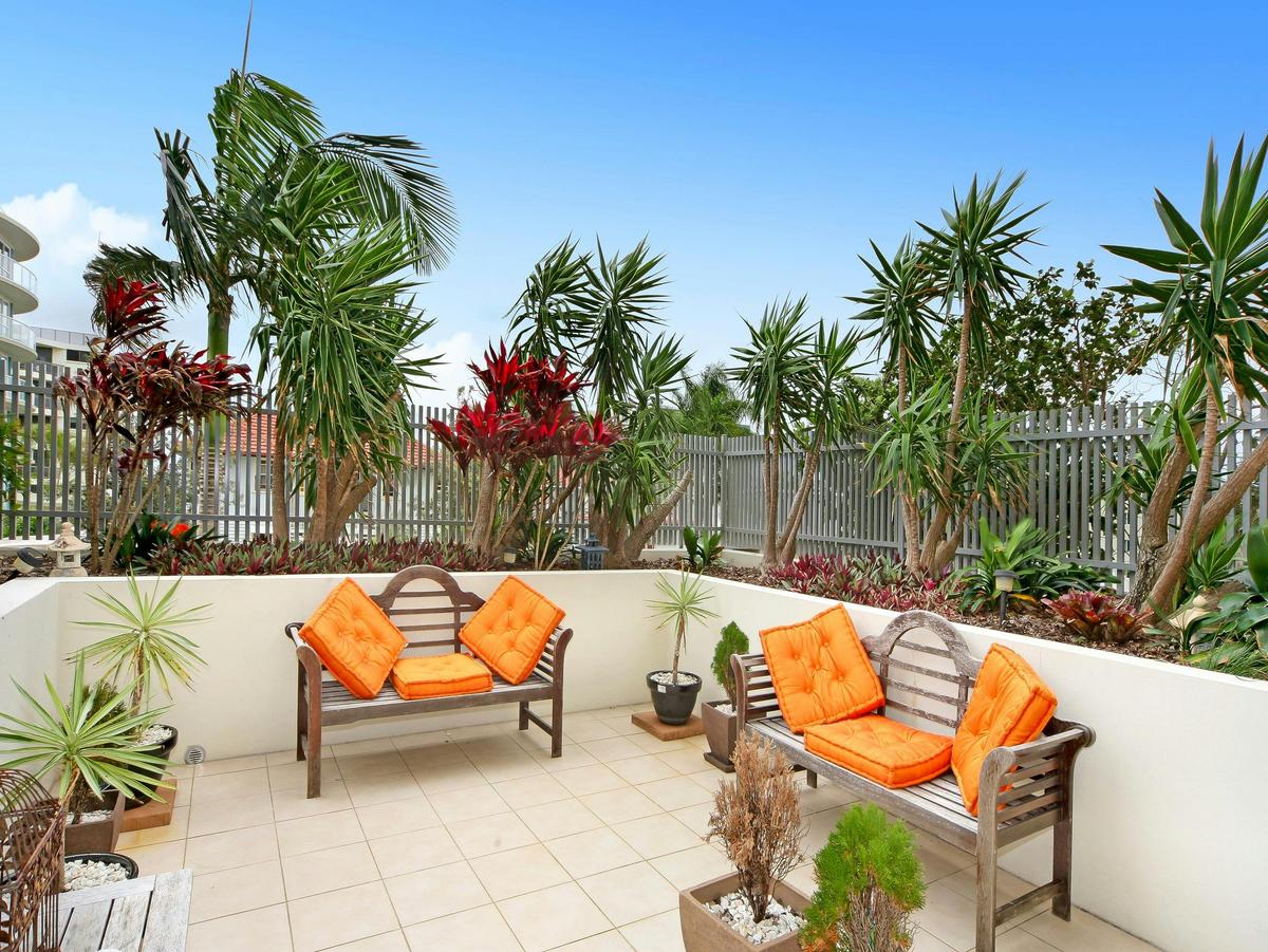 2 Bedroom Courtyard Spa