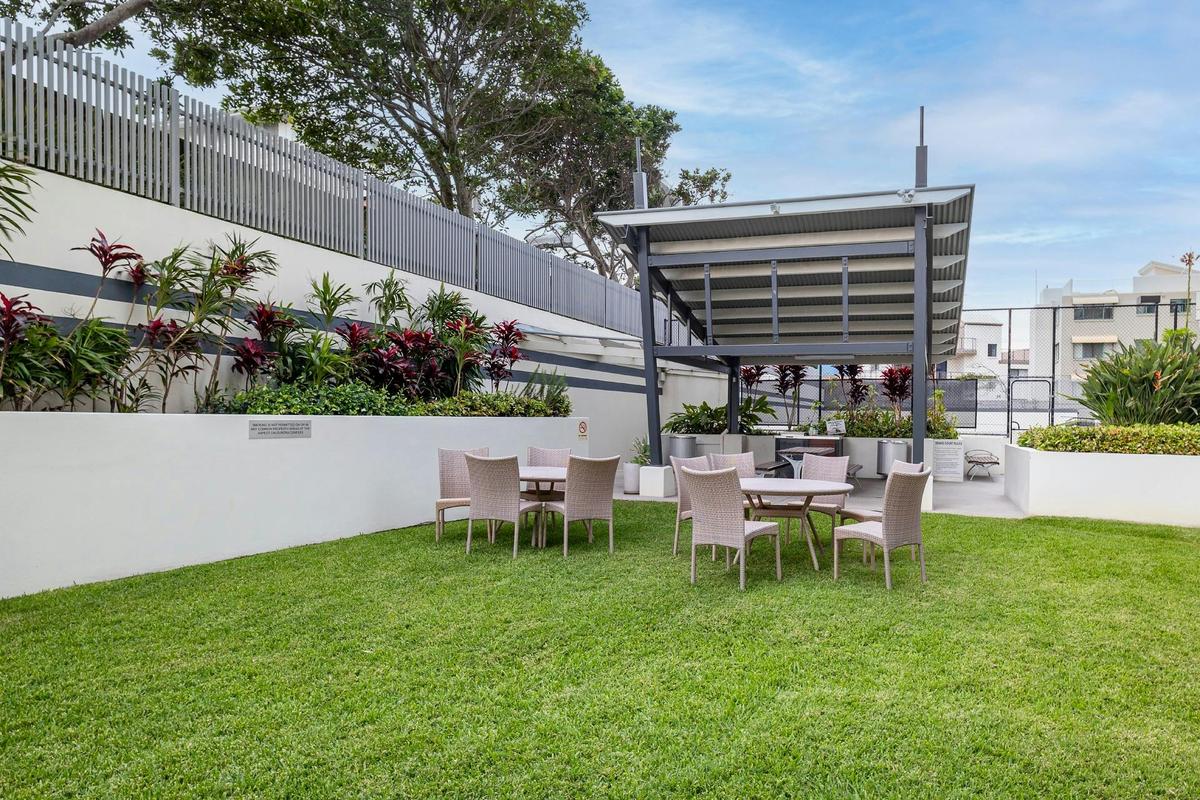 Aspect Caloundra Poolside BBQ Area