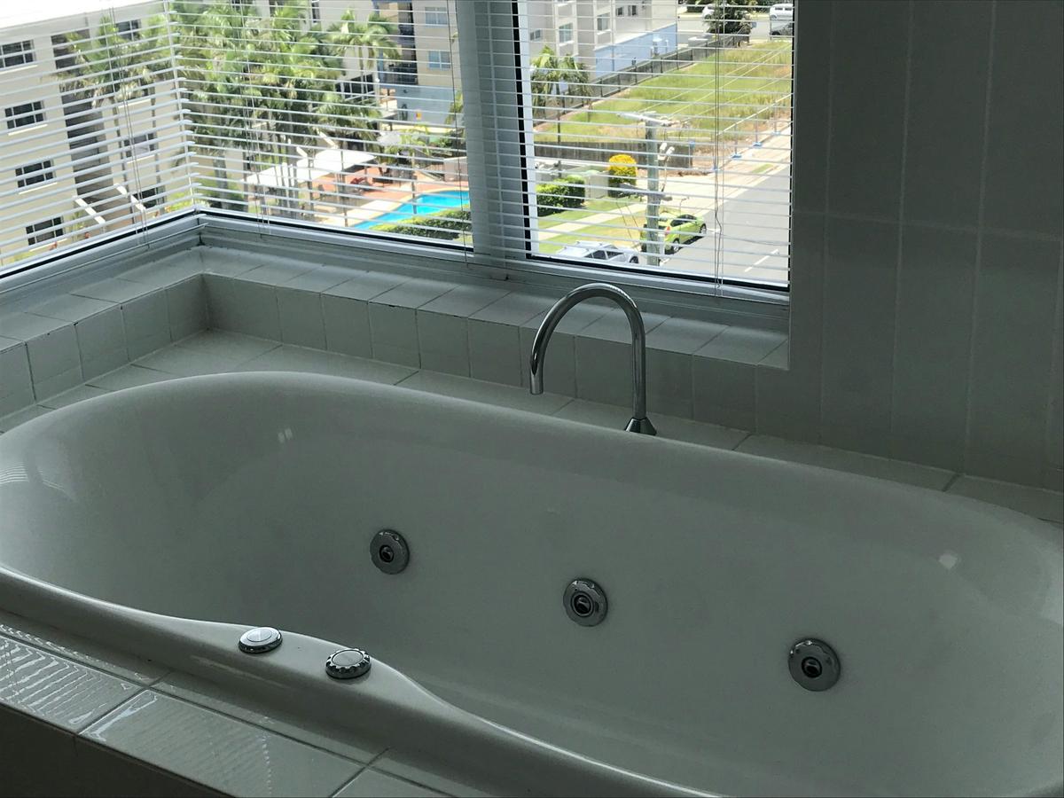 3 Bedroom Water View