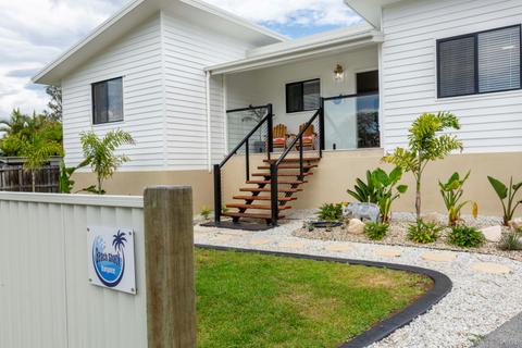 Beach Shack - Bongaree