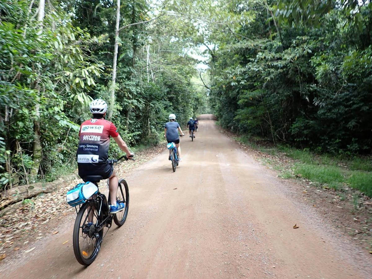 Reef and Rainforest Cycle Tour