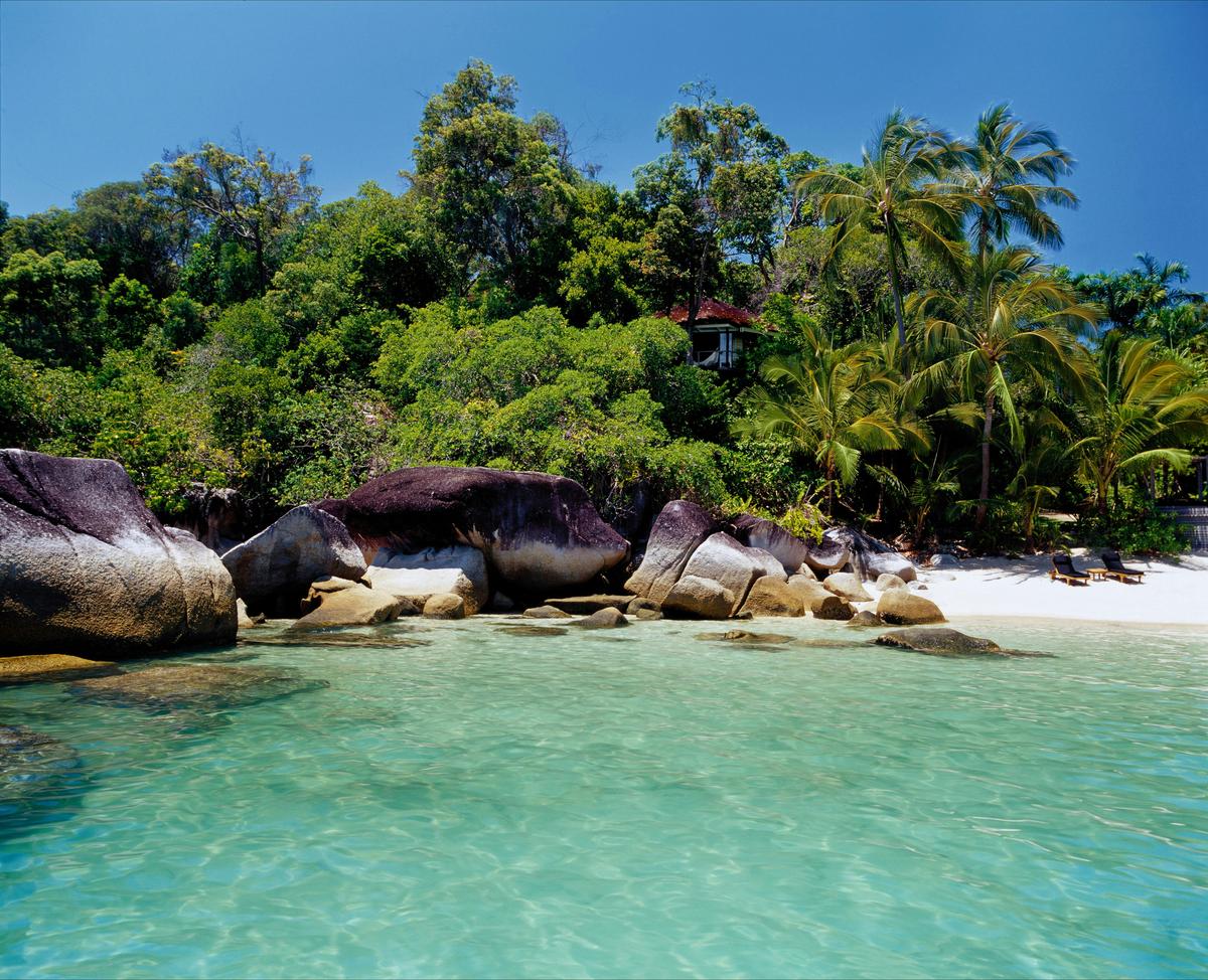 Front Beach Bedarra Island Resort
