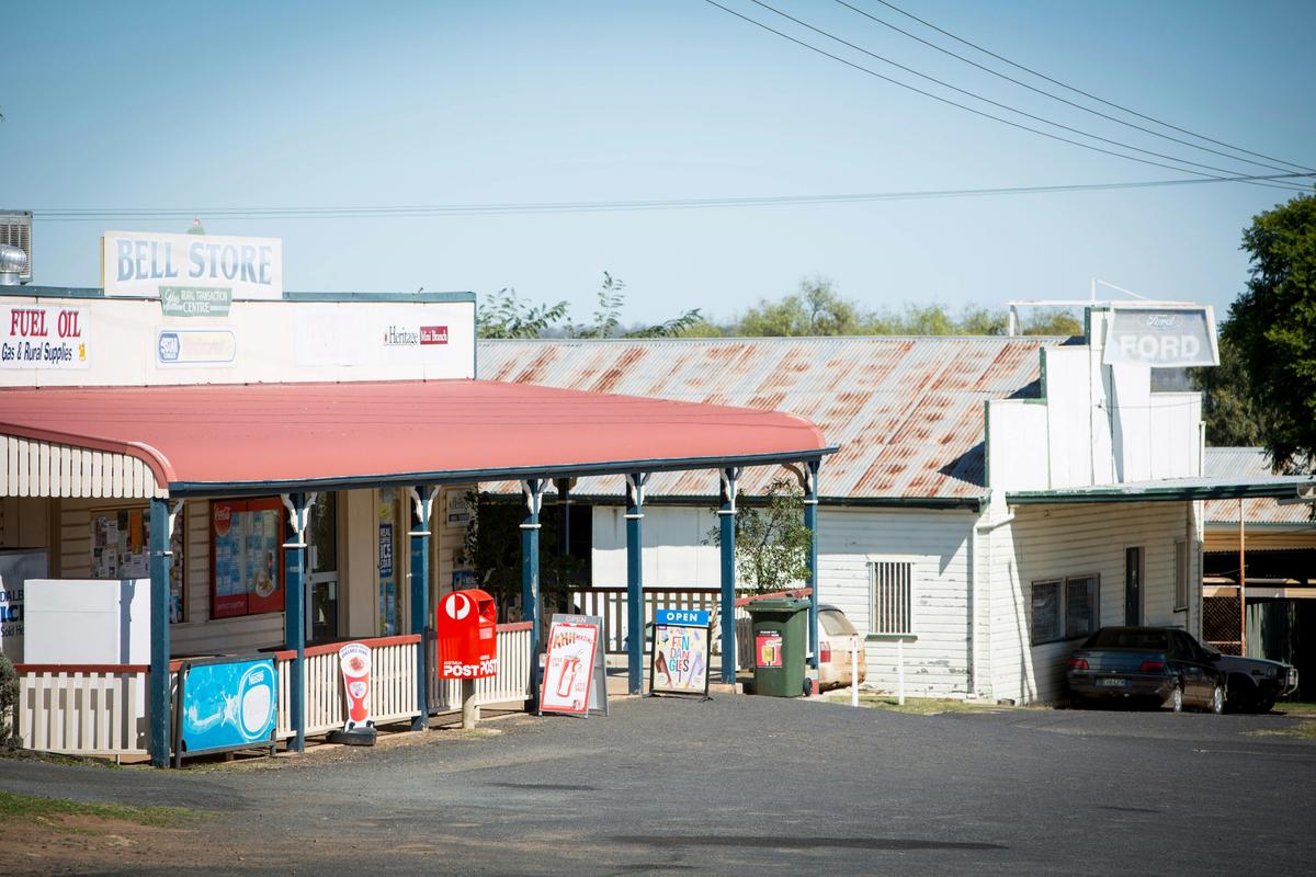 Store, Bell