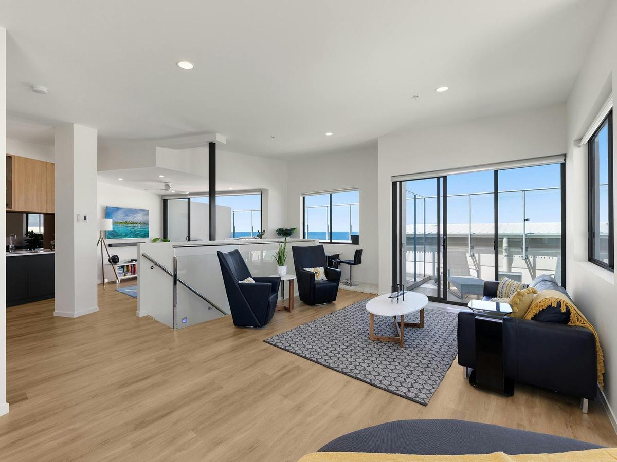 3 Bedroom Penthouse Ocean Views