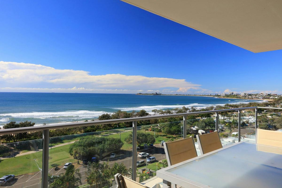 2 Bedroom Ocean View Superior High Floor Apartment (Levels 5 to 10)