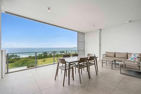 Rise - 3 Bedroom Ocean View Apartment
