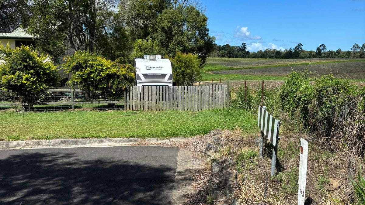 Exit gate