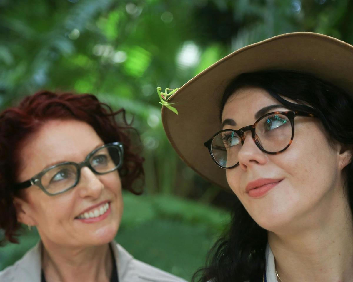 Tour Guides Bridgette & Ros