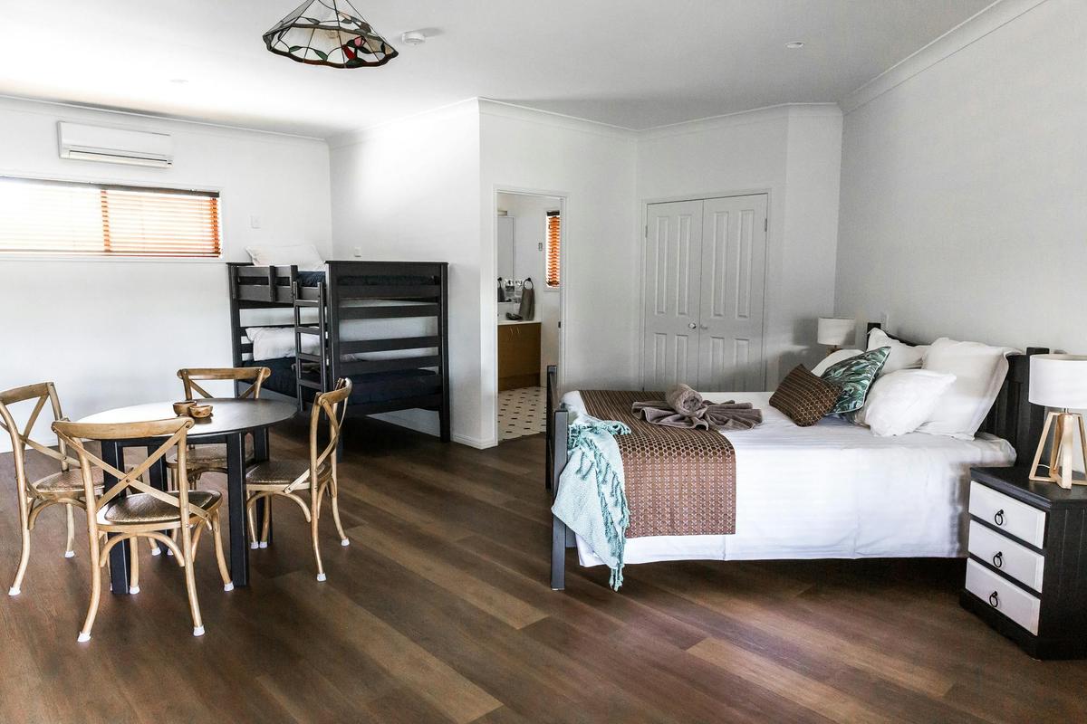 Family Room Sleeps 6