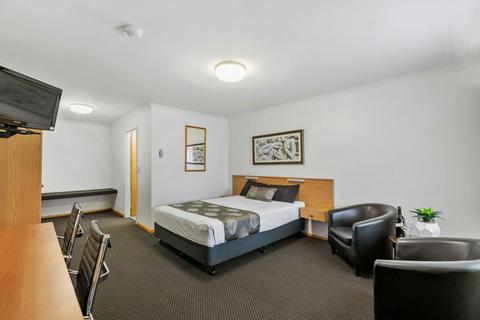 Deluxe Rooms