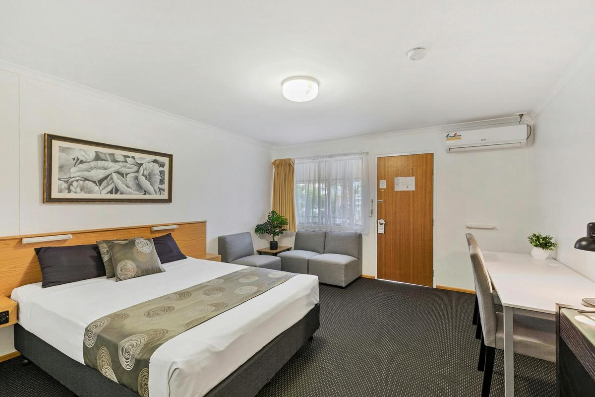 Deluxe Rooms
