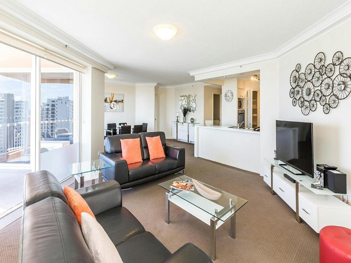 2 Bedroom Renovated Ocean View Apartment