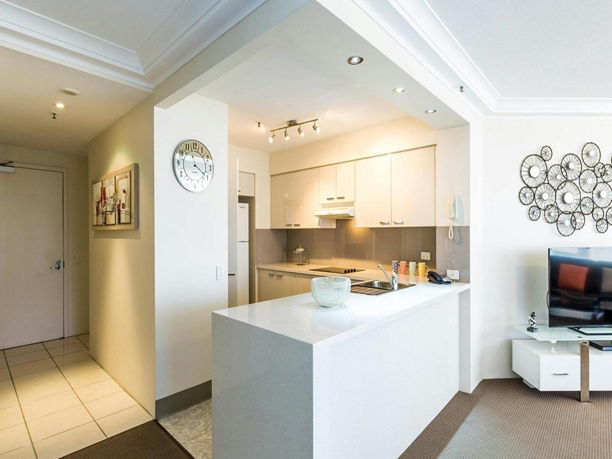 2 Bedroom Renovated Ocean View Apartment