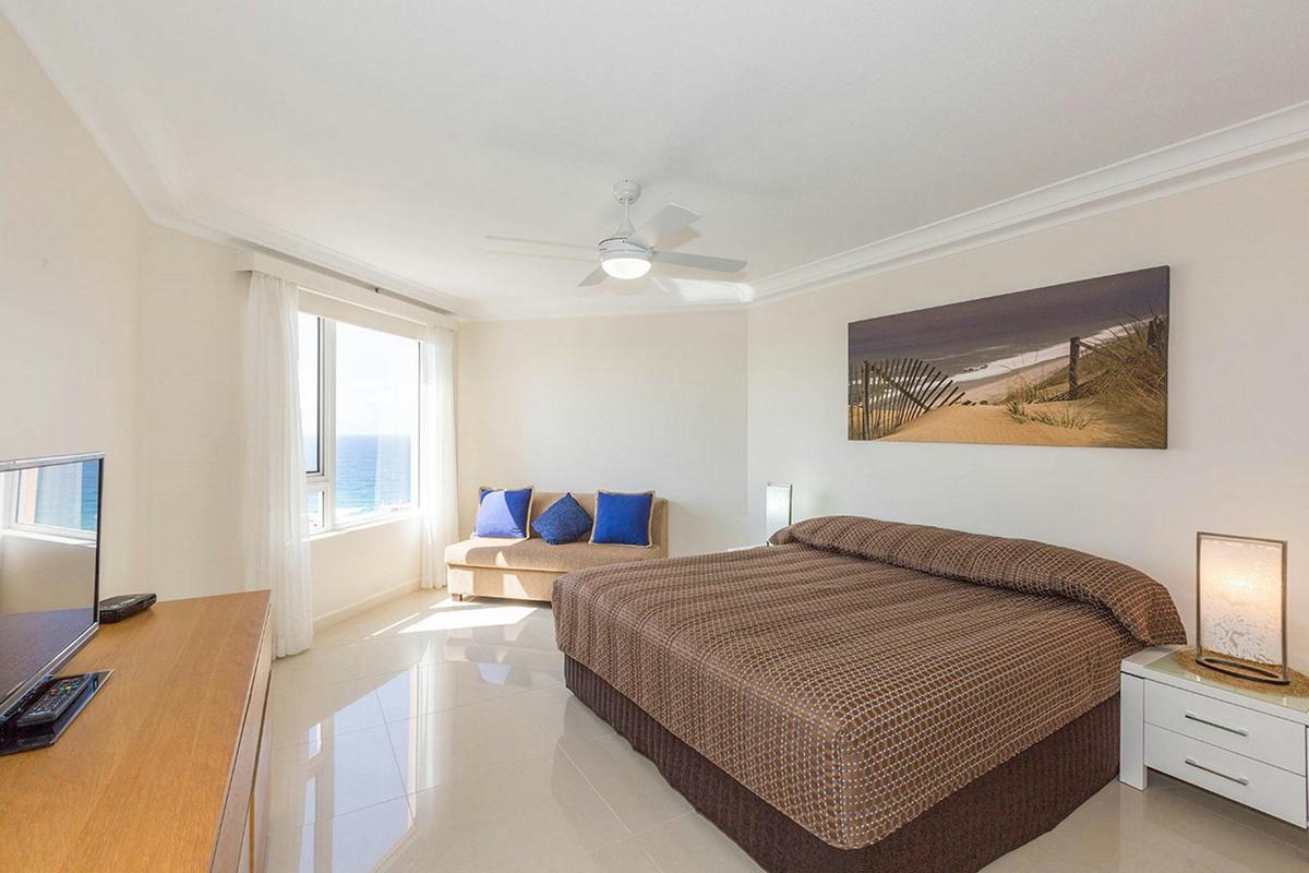 2 Bedroom Premier Ocean View Apartment