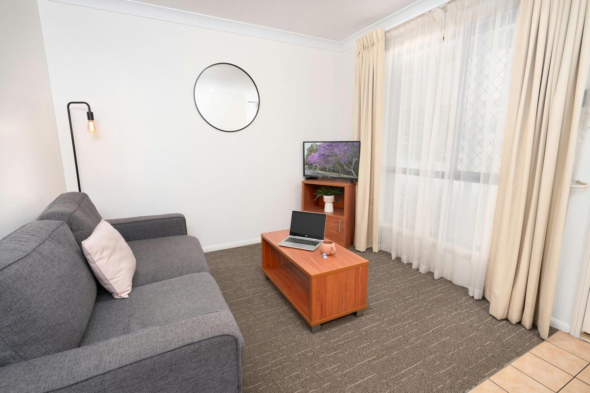 Executive Studio Suite