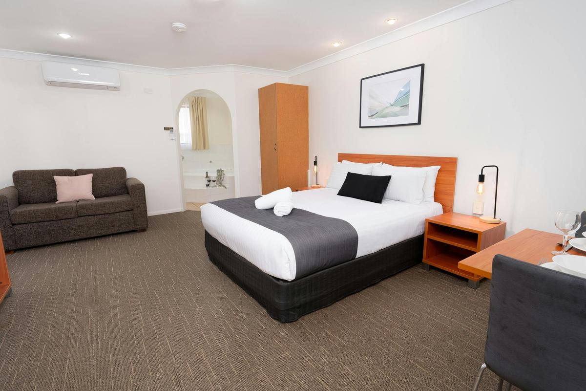 Executive Spa Suite