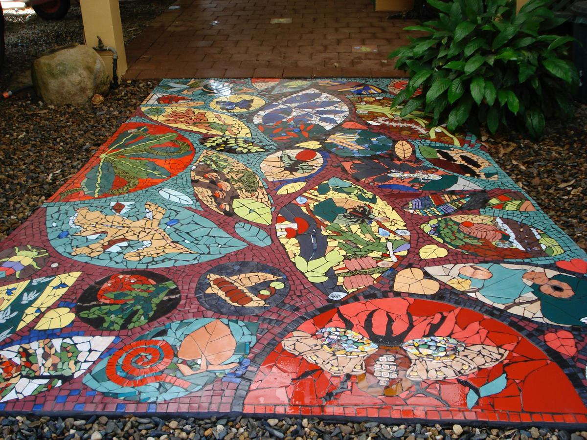 Entrance mosaic 'Rainforest floor'