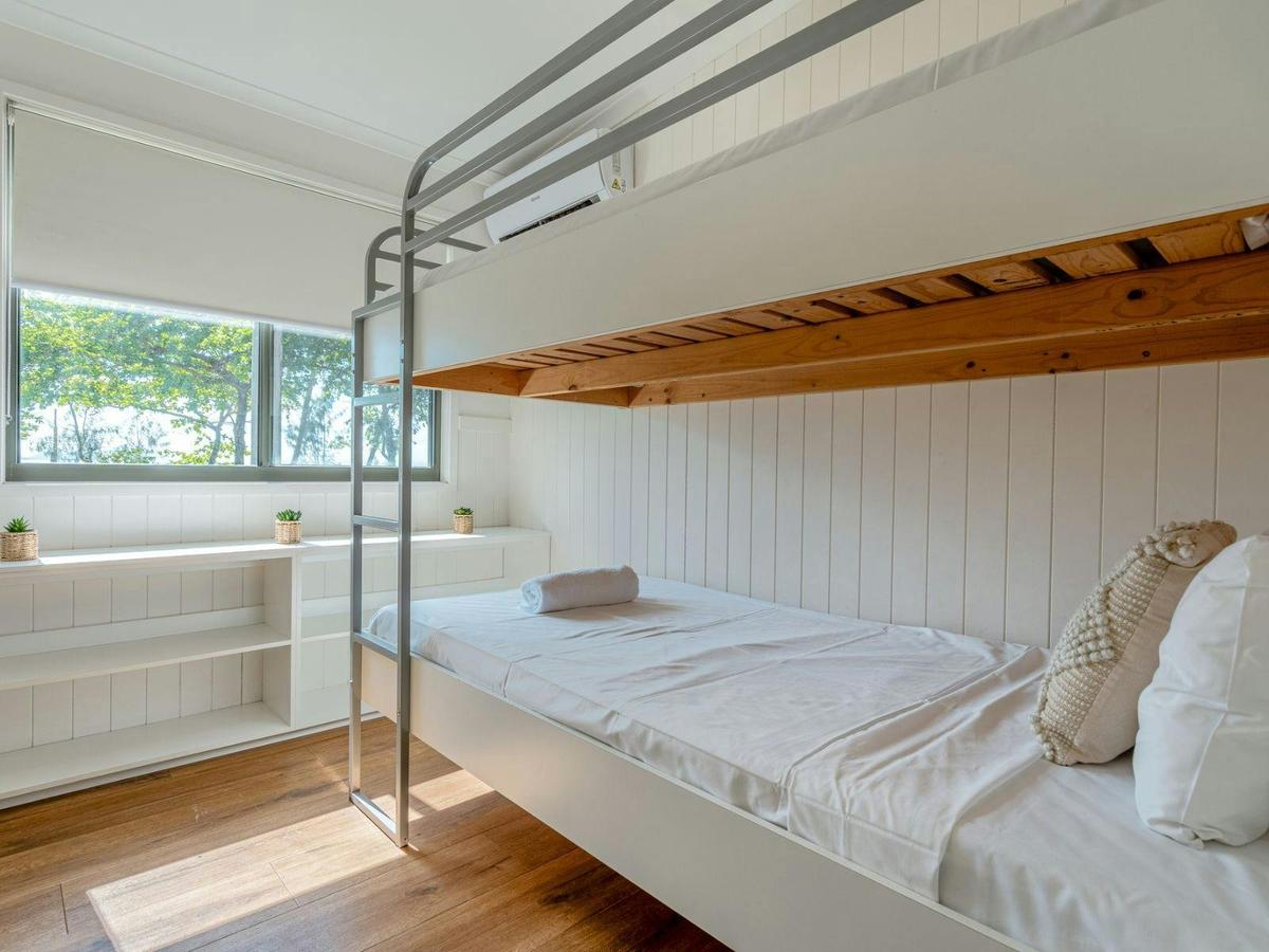 Beachfront Villa (2BR)