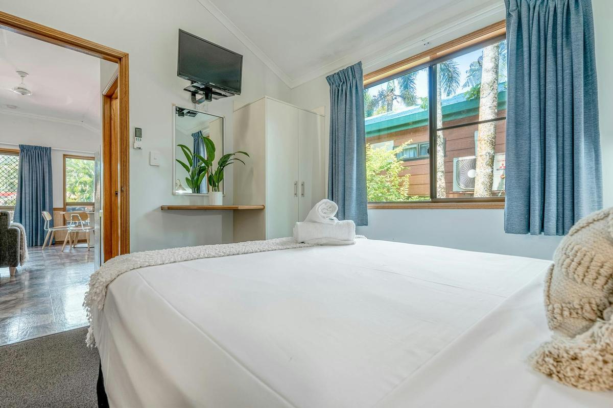 Villa (2BR)