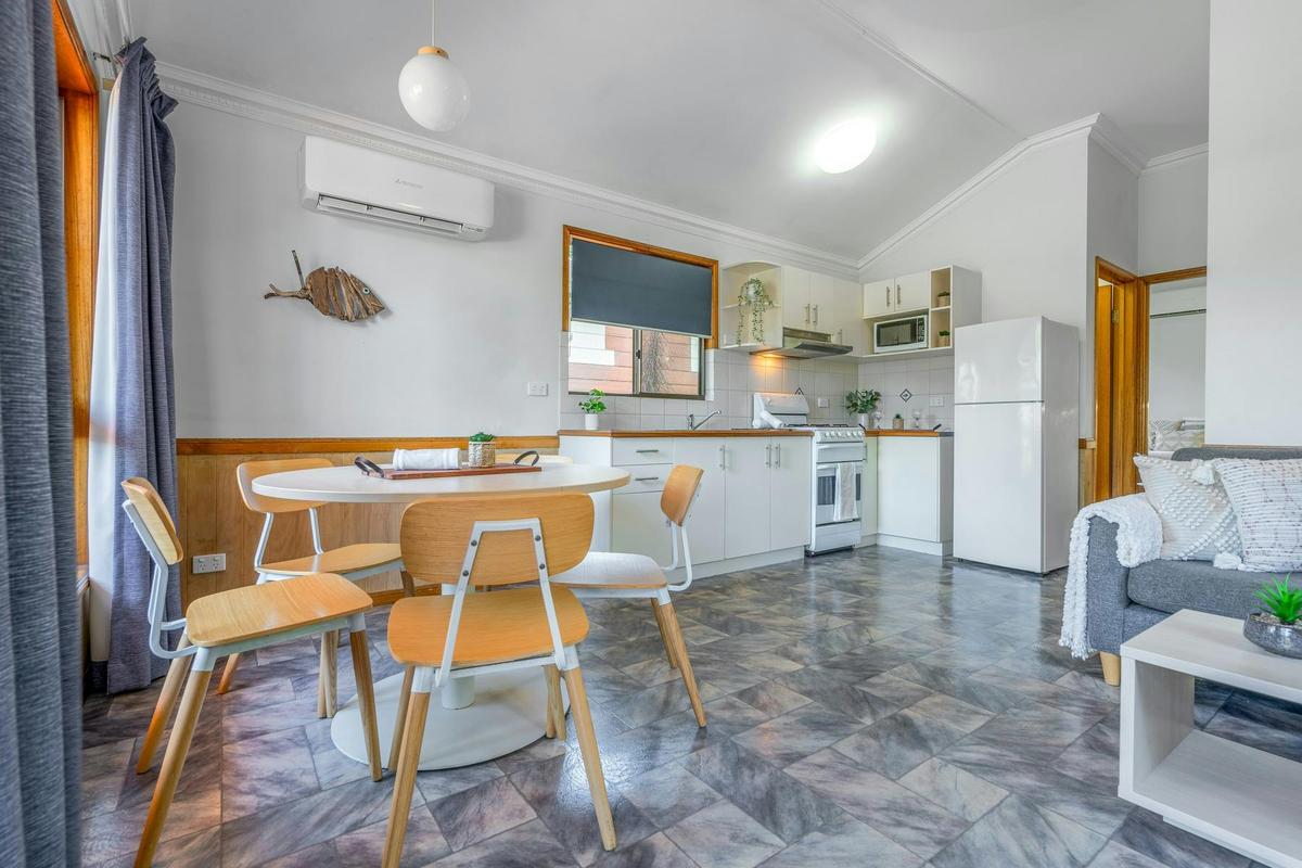Villa (2BR)