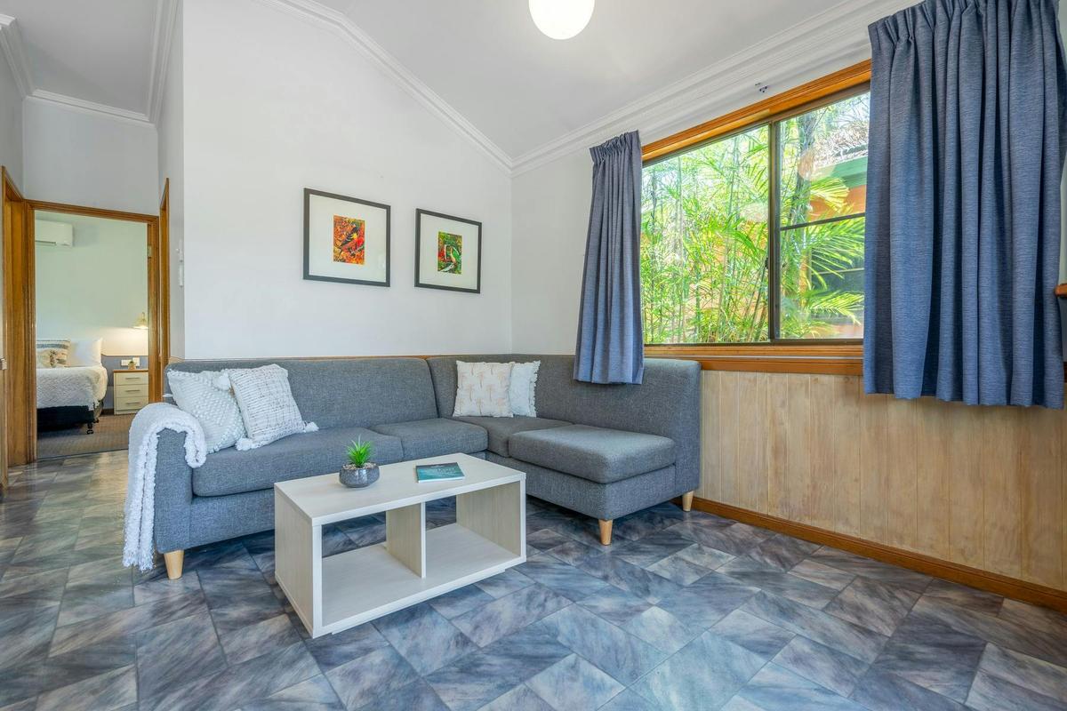 Villa (2BR)