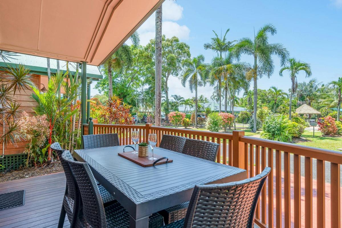 Villa (2BR)