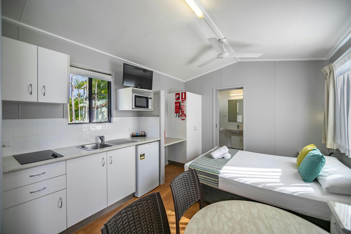 1 Bedroom Ensuite Cabin