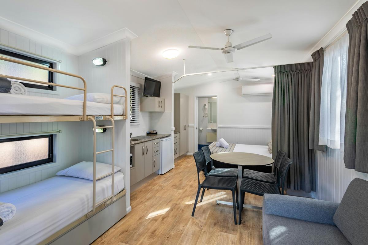 1 Bedroom Tropical Cabin