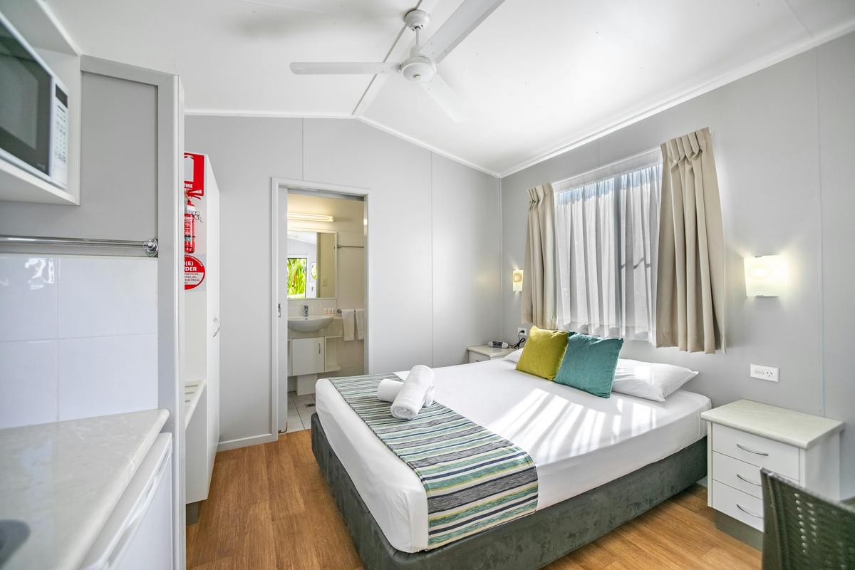 1 Bedroom Ensuite Cabin