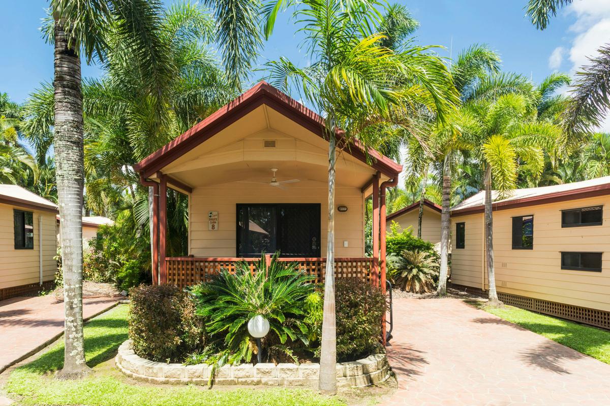 1 Bedroom Tropical Cabin