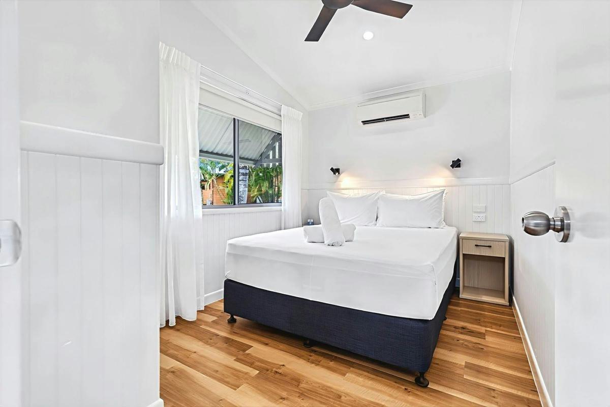 3 Bedroom Superior Poolside Villa