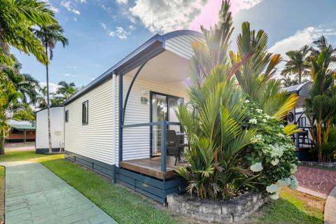 1 Bedroom Ensuite Cabin