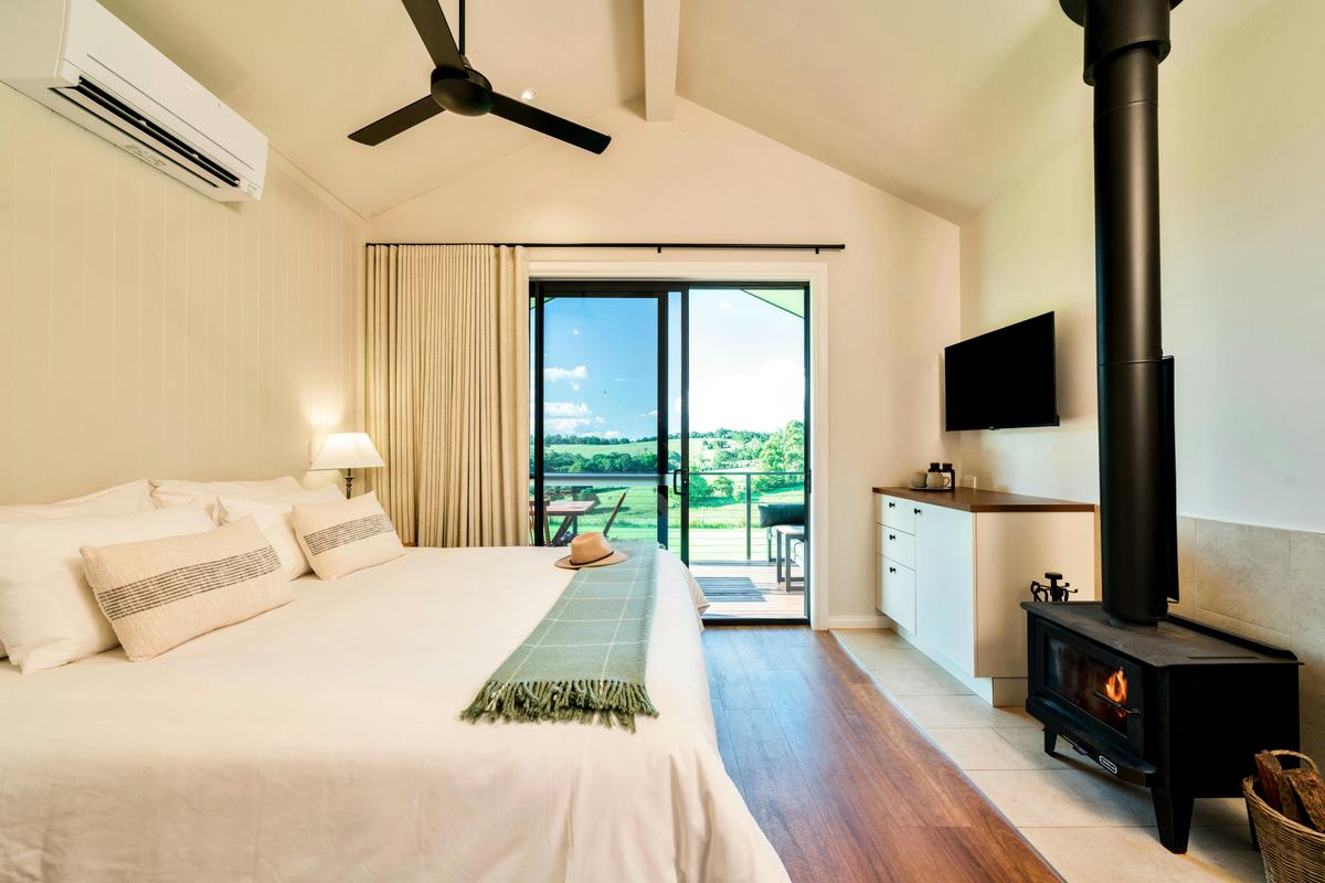 Hinterland View Cabin