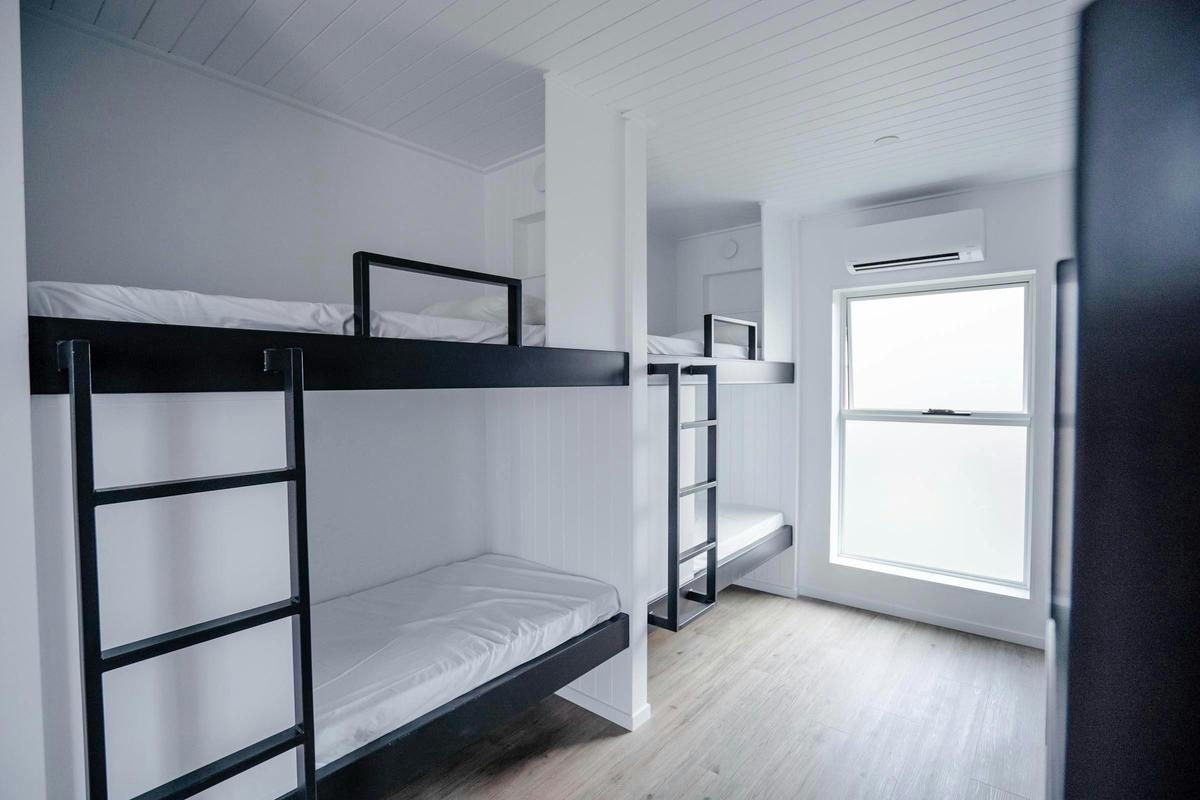 4-Bed Mixed Dorm (18-35 Only)
