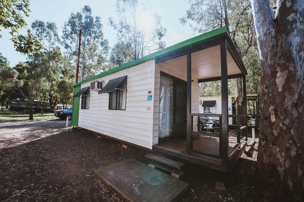 Standard Studio Cabin