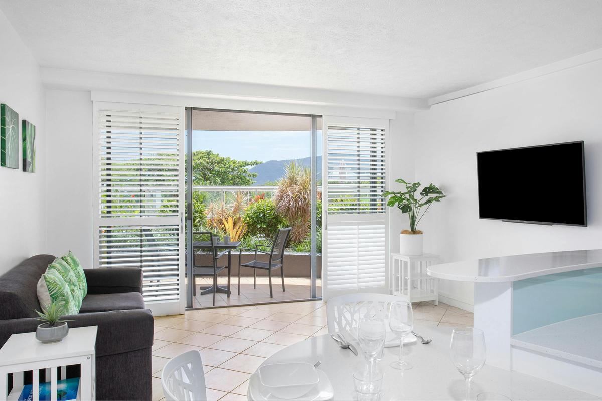 BreakFree Royal Harbour - 1 Bedroom Garden Apartment