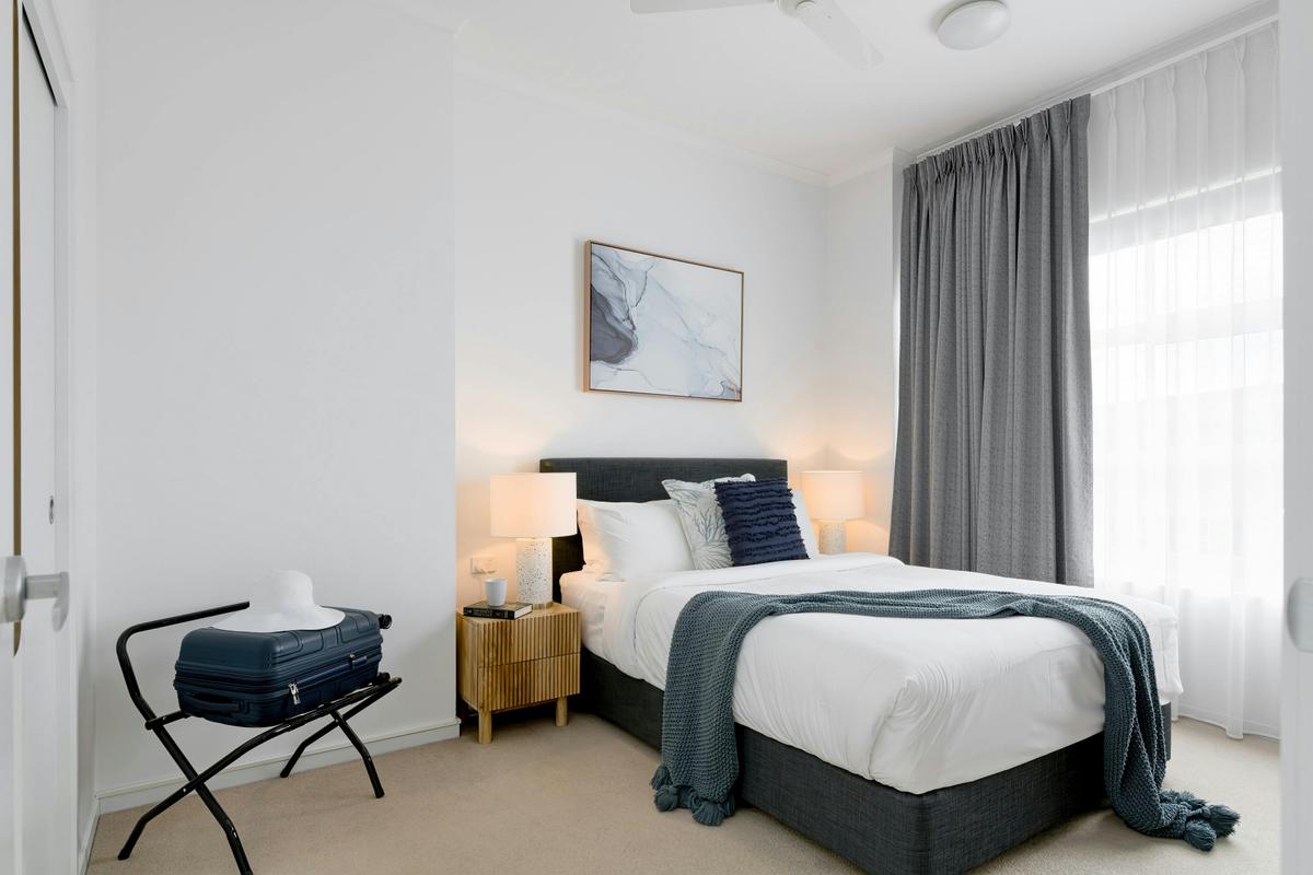 2 Bedroom 2 Bathroom Penthouse Apartment