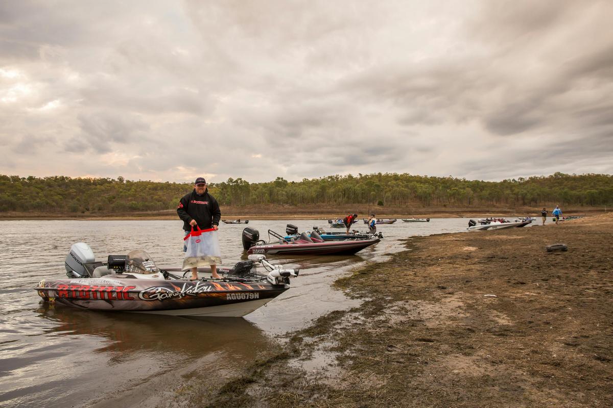Fishing at boondooma dam