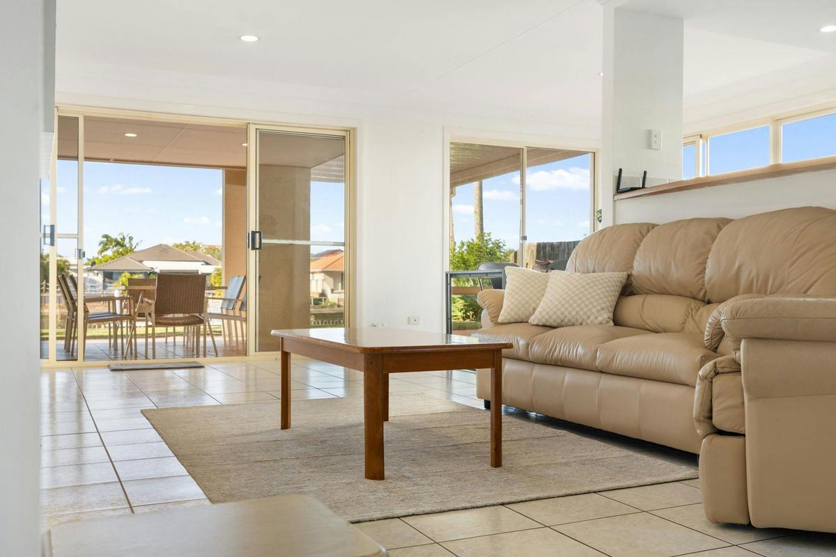Banksia Waterfront Retreat