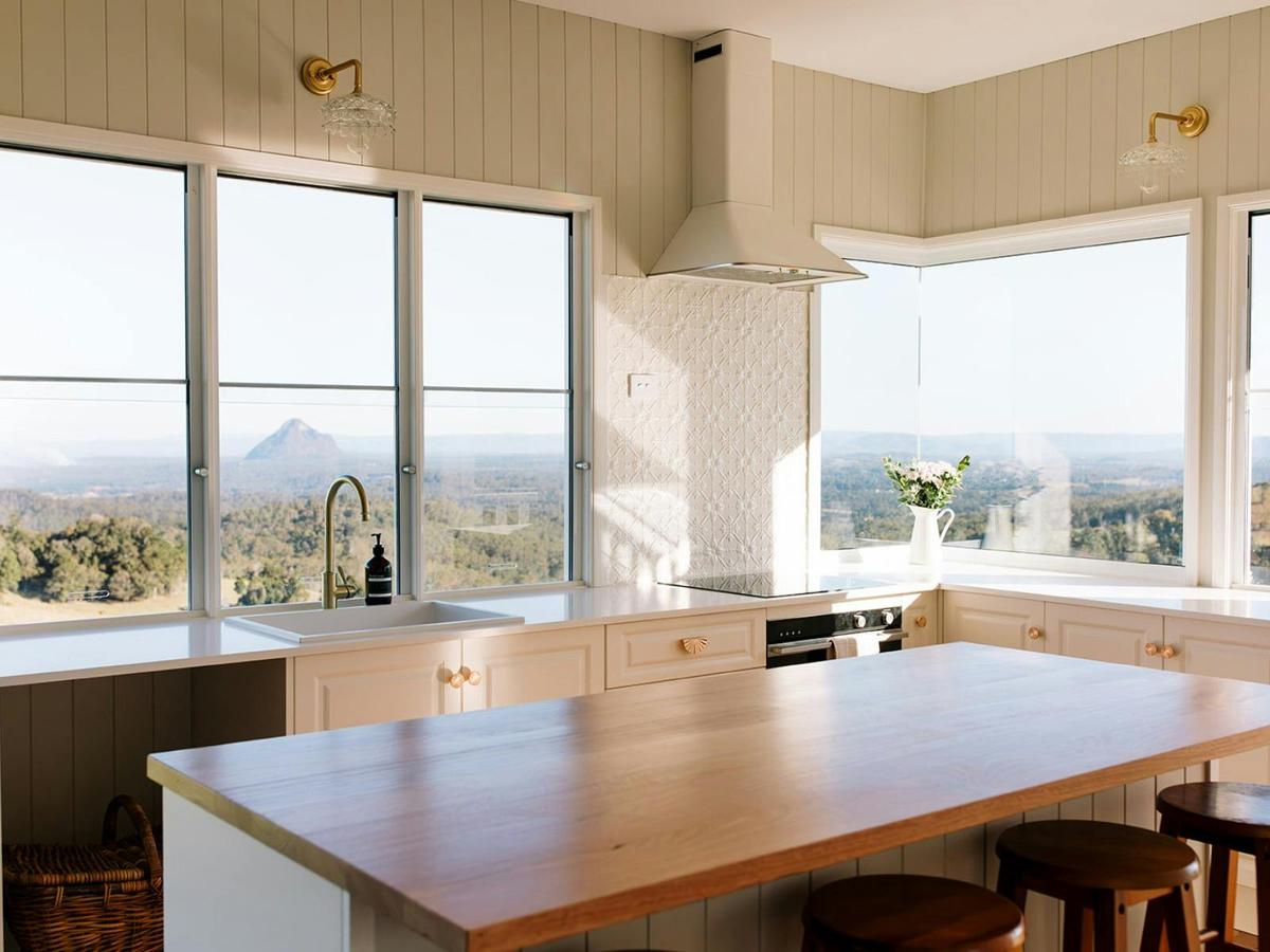 Burgess Cottage Farm Stay Sunshine Coast Hinterland