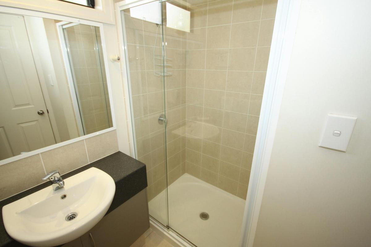 2 Bedroom Holiday Home
