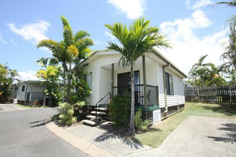 2 Bedroom Holiday Home