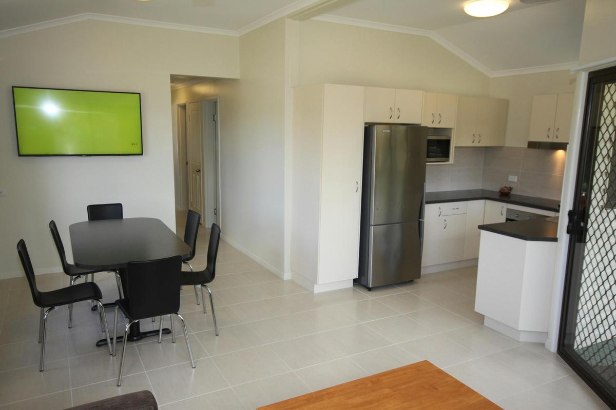 3 Bedroom Holiday Home
