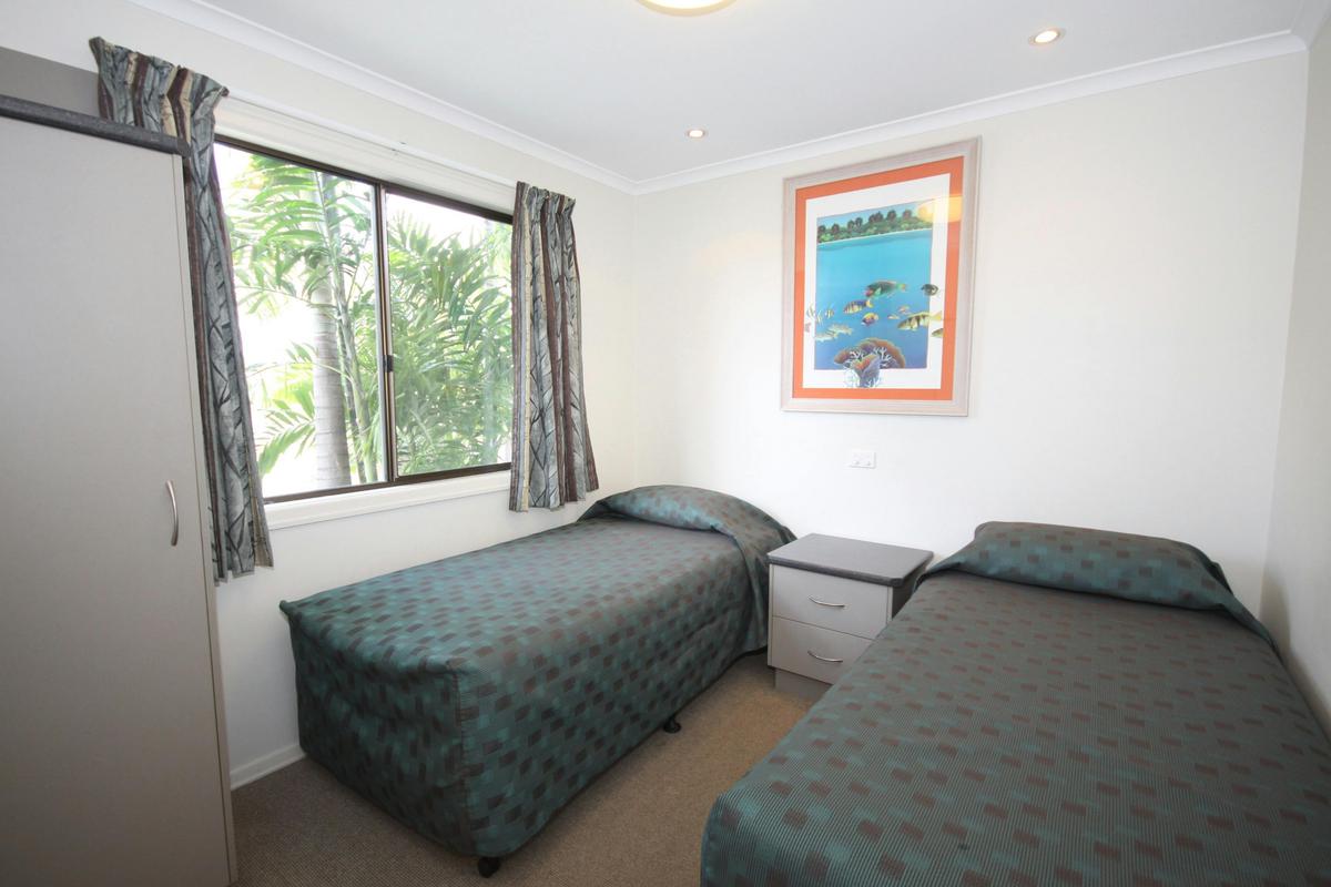 2 Bedroom Holiday Home