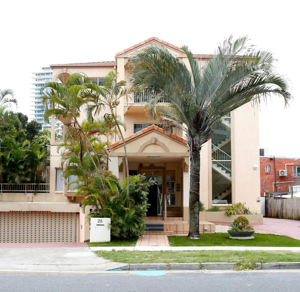 BUILDING