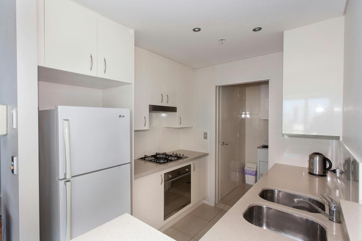 1 Bedrooom - Ocean / Broadwater View