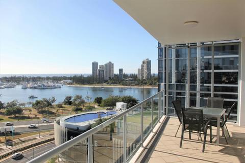 Two Bedroom Apartment with Ocean View