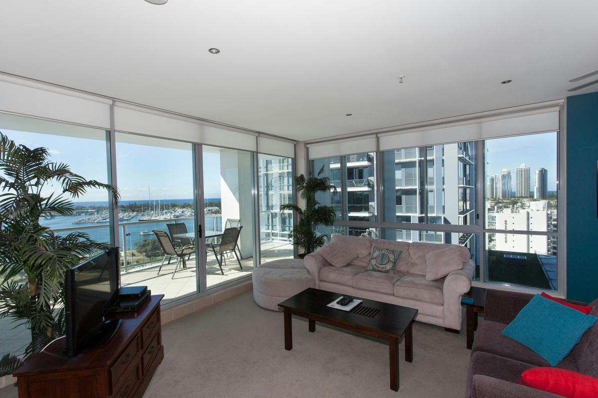 1 Bedrooom - Ocean / Broadwater View