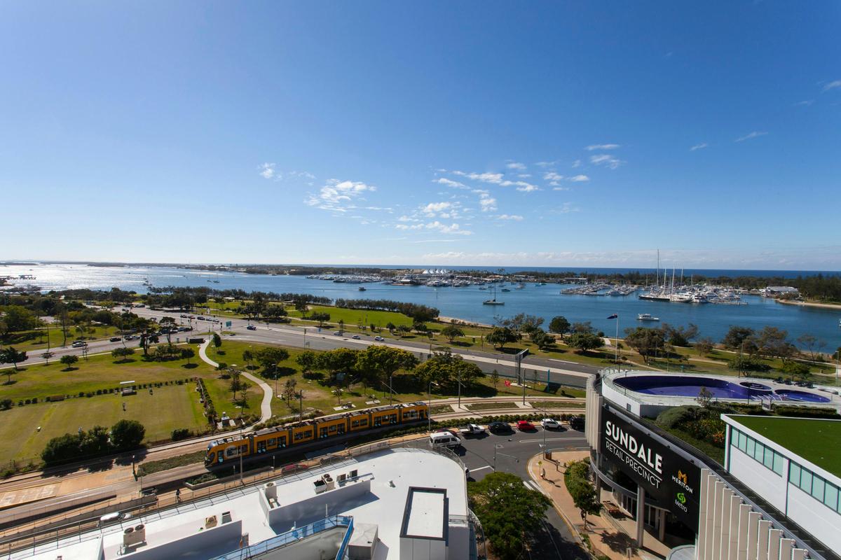 1 Bedrooom - Ocean / Broadwater View